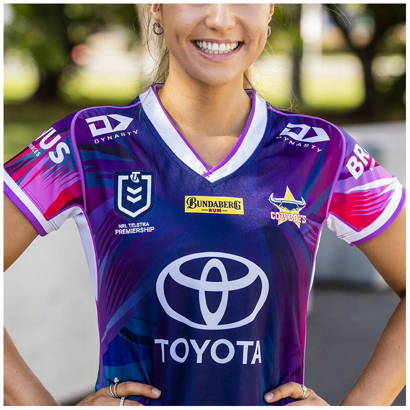 2022 Womens Women in League Jersey1
