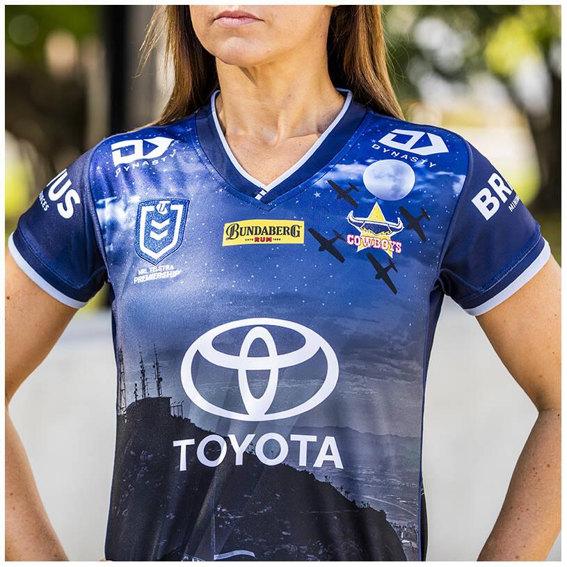 2022 Womens Defence Jersey1